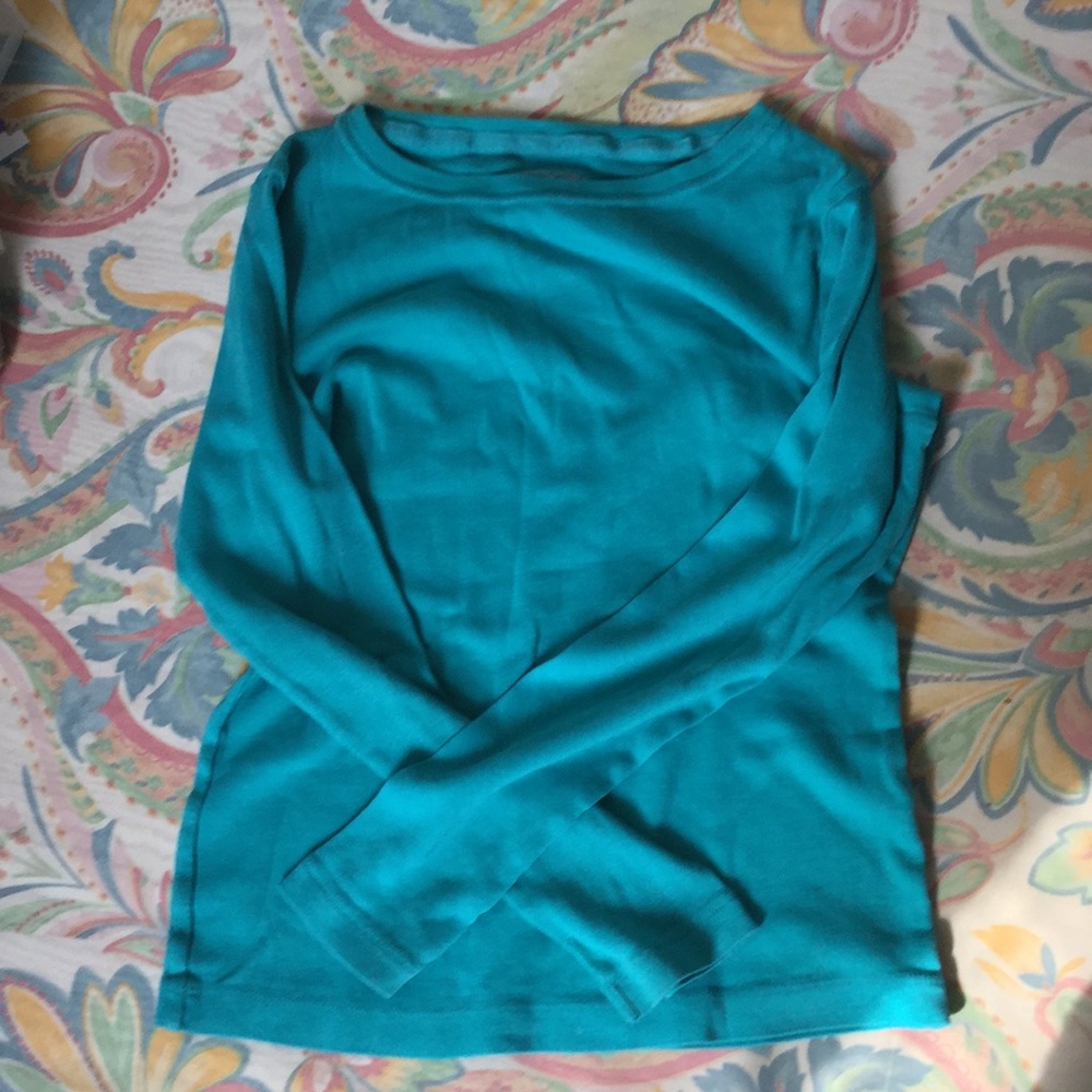 A long sleeve shirt